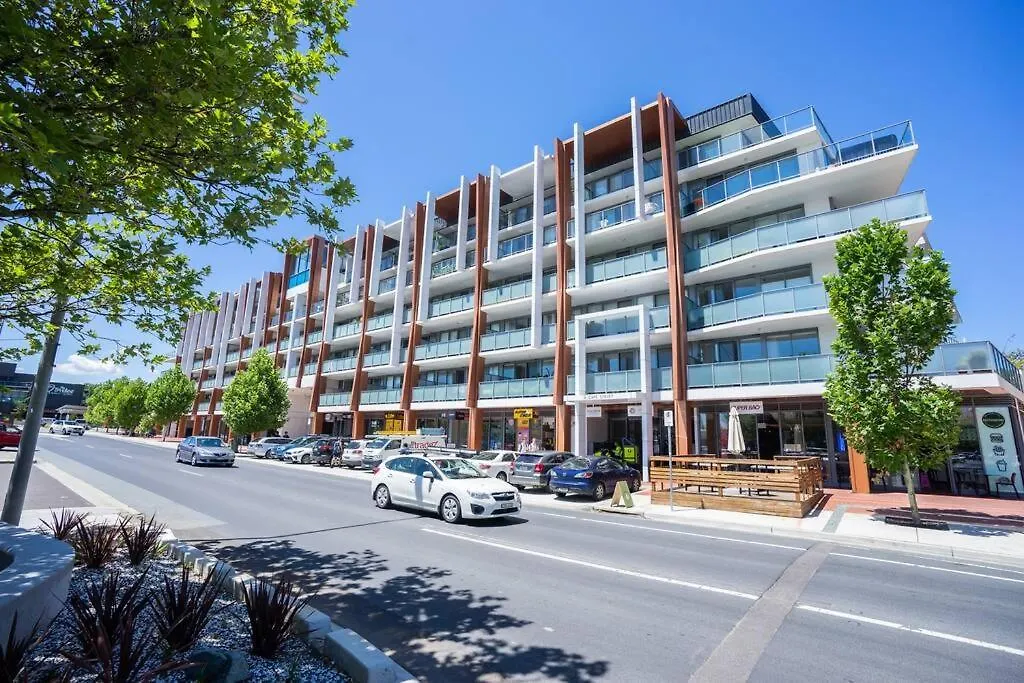 Lux 2 Bed 2 Bath Secure Parking Apartment In The Heart Of Dickson, Canberra