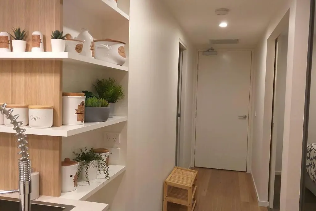 Lux 2 Bed 2 Bath Secure Parking Apartment In The Heart Of Dickson, Canberra Australië
